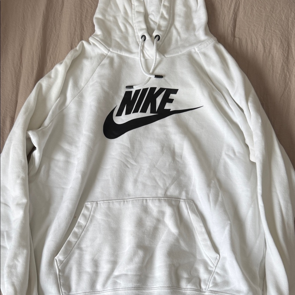 Nike Men's White and Black Hoodie